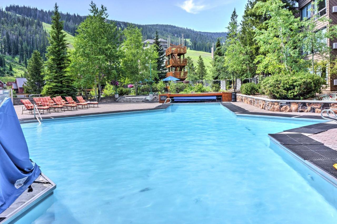Big Sky Condo With Mountain Views, Hike, Ski And Fish! Bagian luar foto