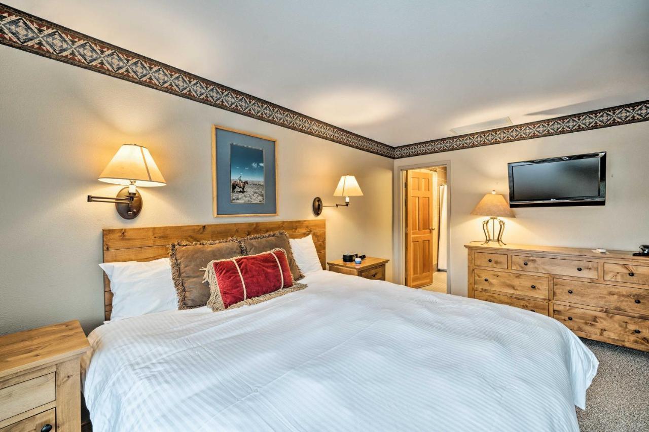 Big Sky Condo With Mountain Views, Hike, Ski And Fish! Bagian luar foto